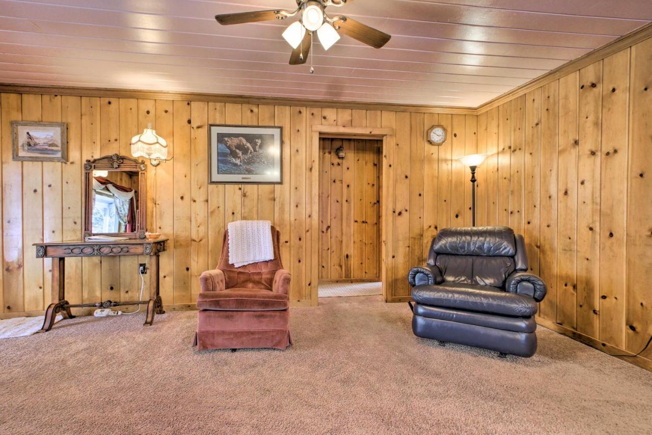 Cozy Home With Hot Tub Half Mi To Salmon River! Dış mekan fotoğraf