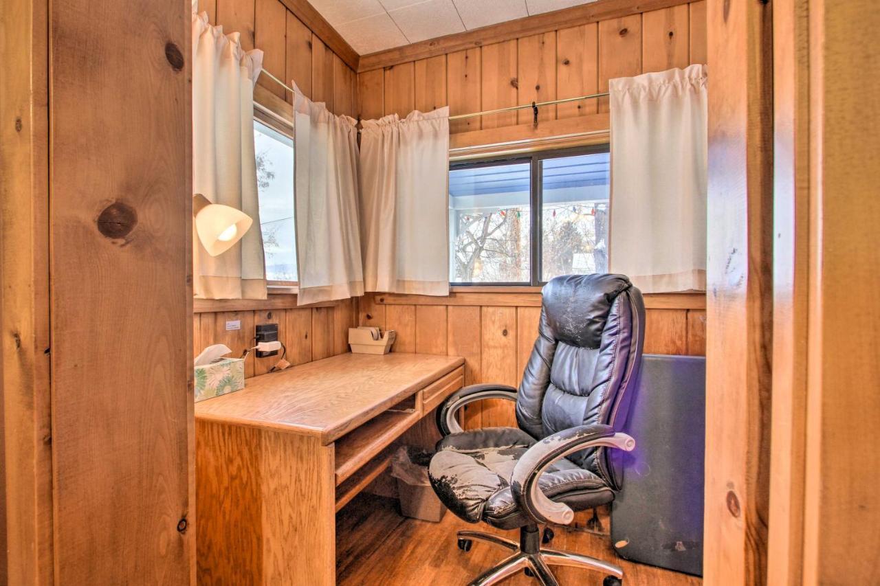 Cozy Home With Hot Tub Half Mi To Salmon River! Dış mekan fotoğraf