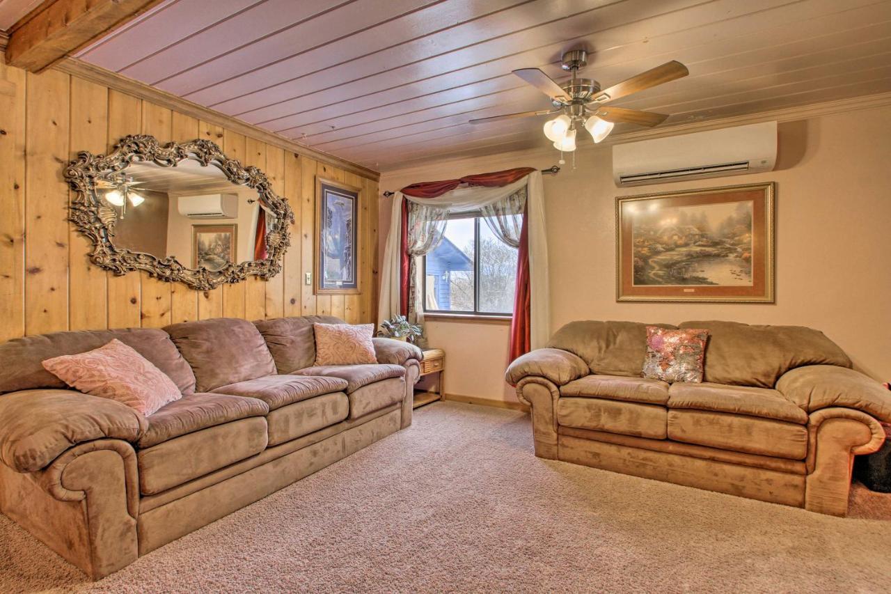 Cozy Home With Hot Tub Half Mi To Salmon River! Dış mekan fotoğraf
