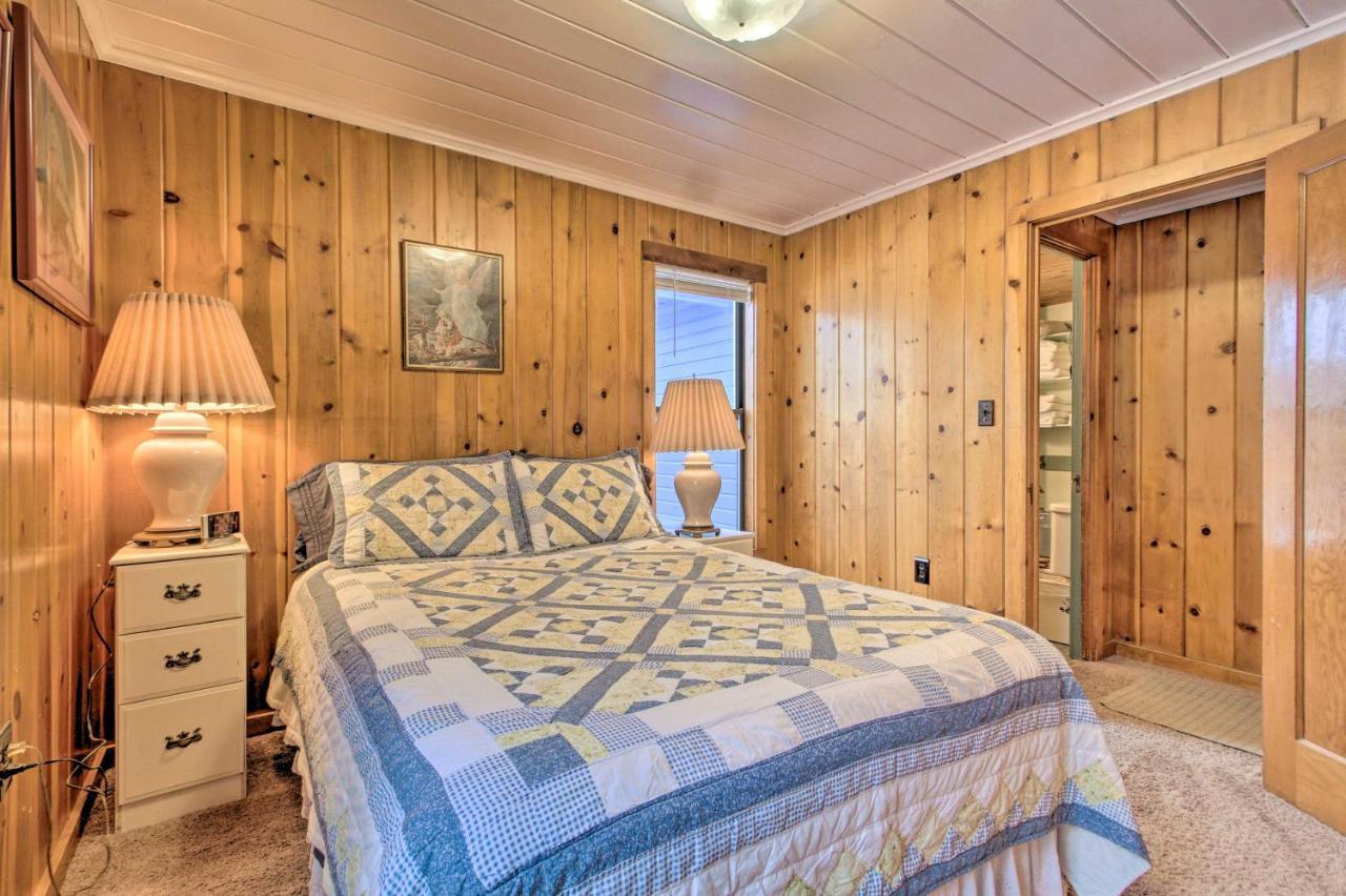Cozy Home With Hot Tub Half Mi To Salmon River! Dış mekan fotoğraf
