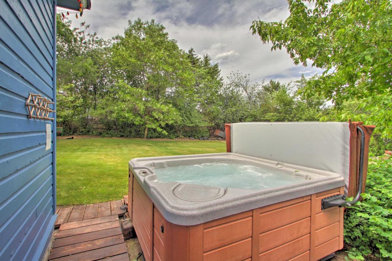 Cozy Home With Hot Tub Half Mi To Salmon River! Dış mekan fotoğraf
